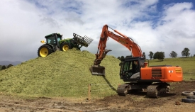 walling-contracting-services-gallery-full-pit-silage-2
