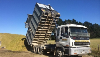 walling-contracting-services-gallery-full-pit-silage-3